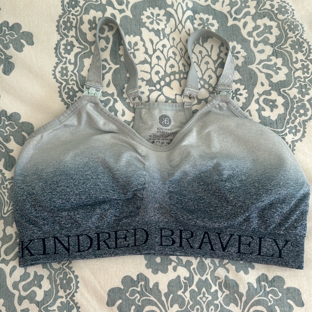 Kindred bravely nursing sports bra medium